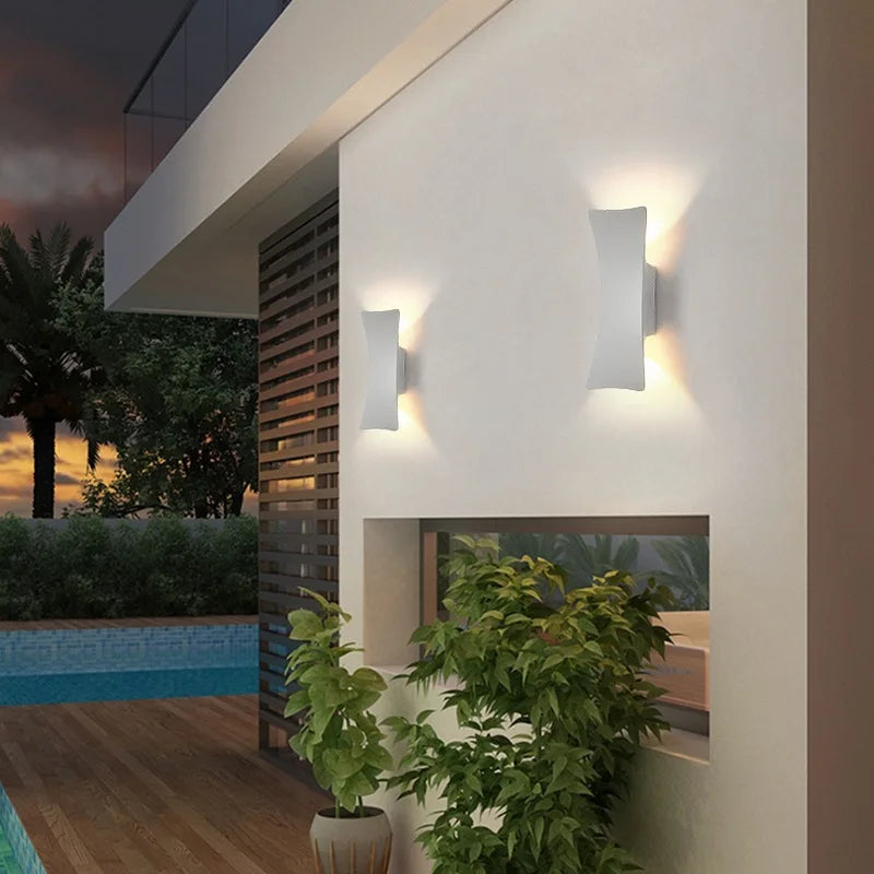 Aplique exterior moderno para fachada con luz decorativa - imagen 3